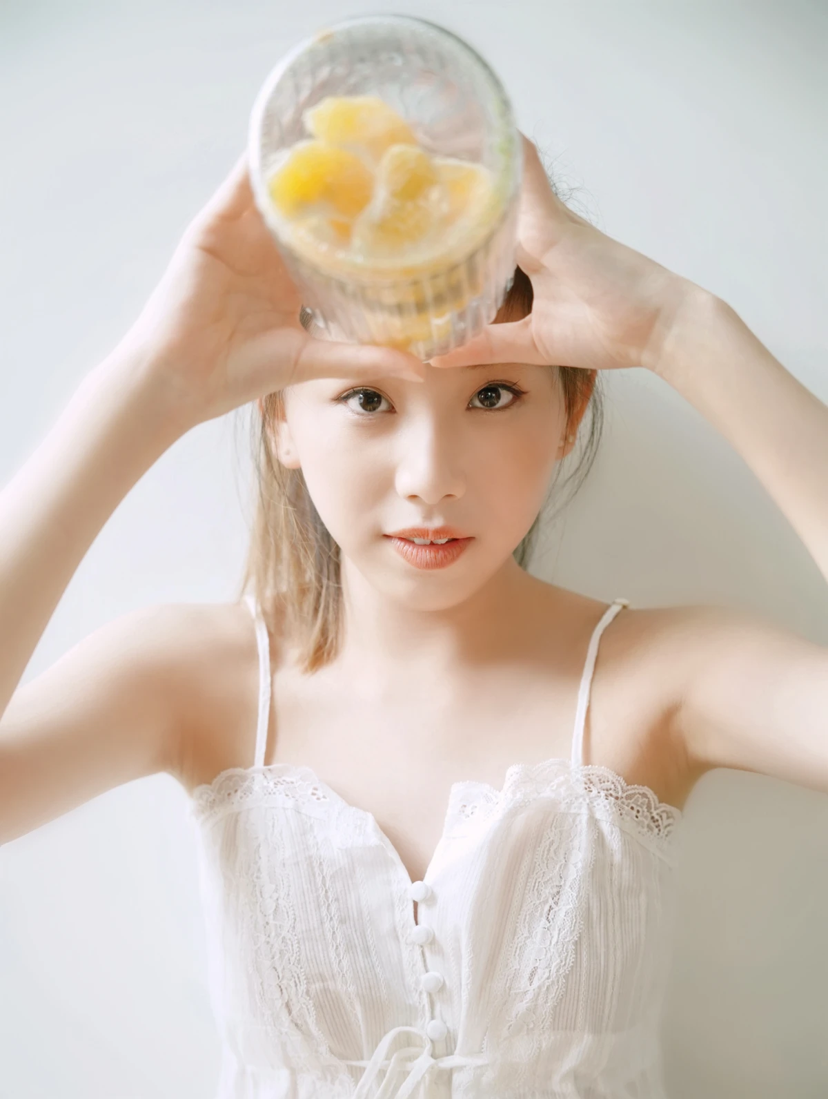 [YITUYU] 2022.12.16 Vol.2694 – Naughty Little Orange Xiaoyi#[25P]-5