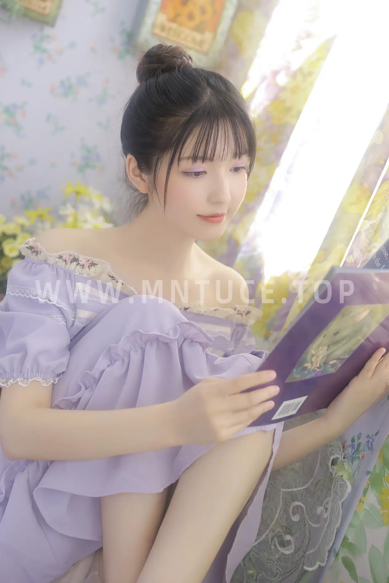 [YITUYU] 2022.07.19 Vol.1518 – Plant you in the garden Jindi-Vivian#[22P]-18